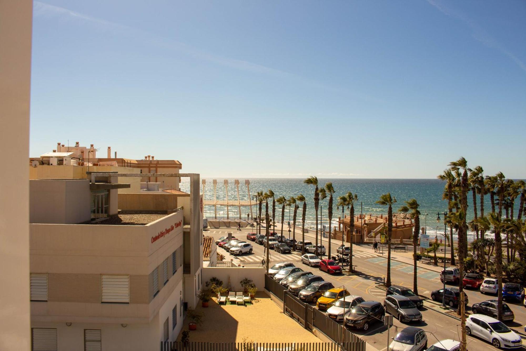 Ruselo 308. Loft En Paseo Maritimo De Torrox Costa Daire Dış mekan fotoğraf