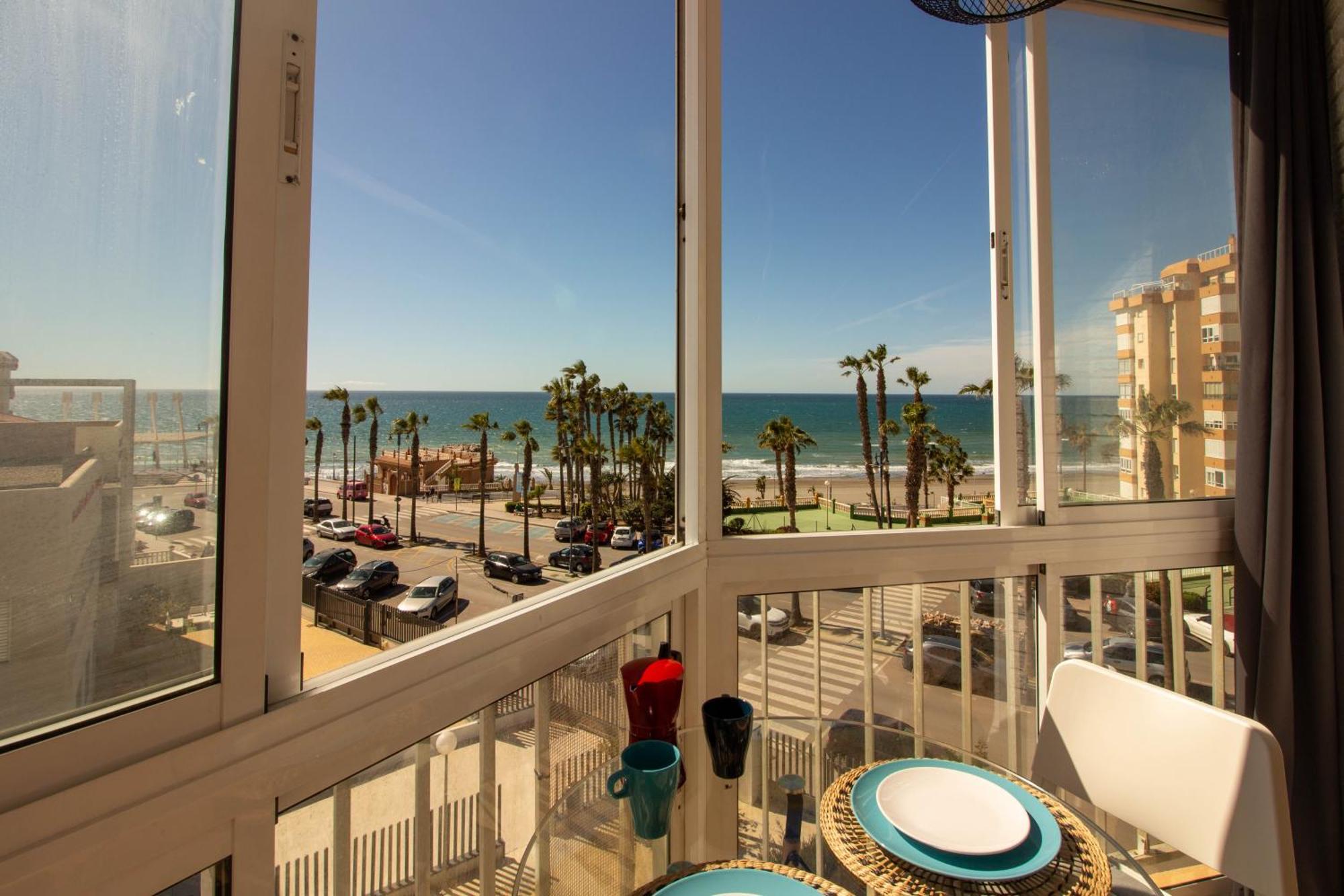 Ruselo 308. Loft En Paseo Maritimo De Torrox Costa Daire Dış mekan fotoğraf